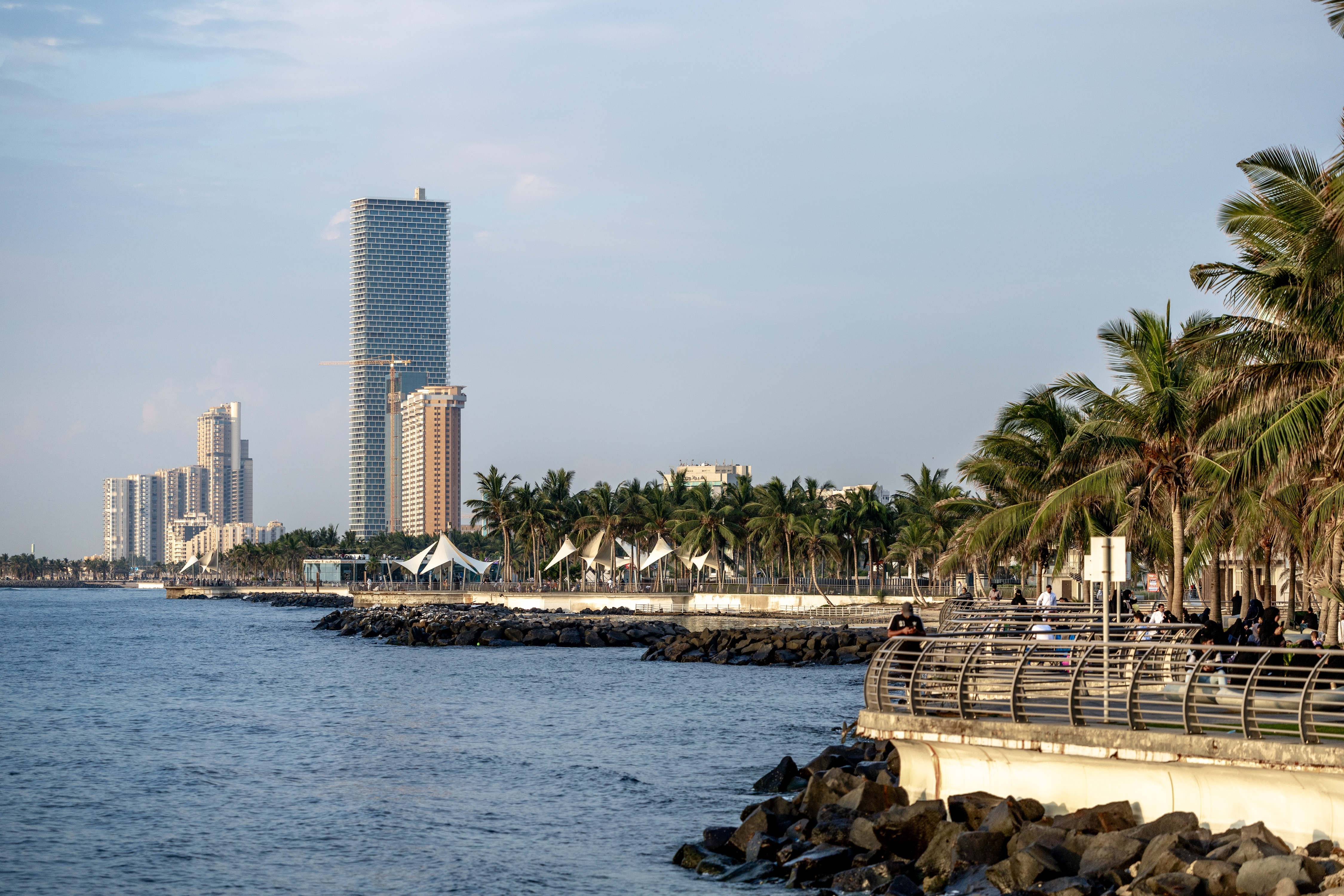 ROSHN Revamps Waterfront Walkway in Jeddah