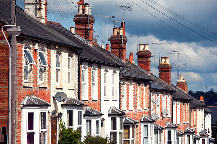  UK House Prices Fall for First Time in Six Months 
