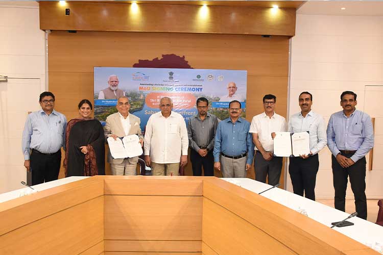 Sobha Pledges Rs 1000 Crore To Sabarmati River Development 