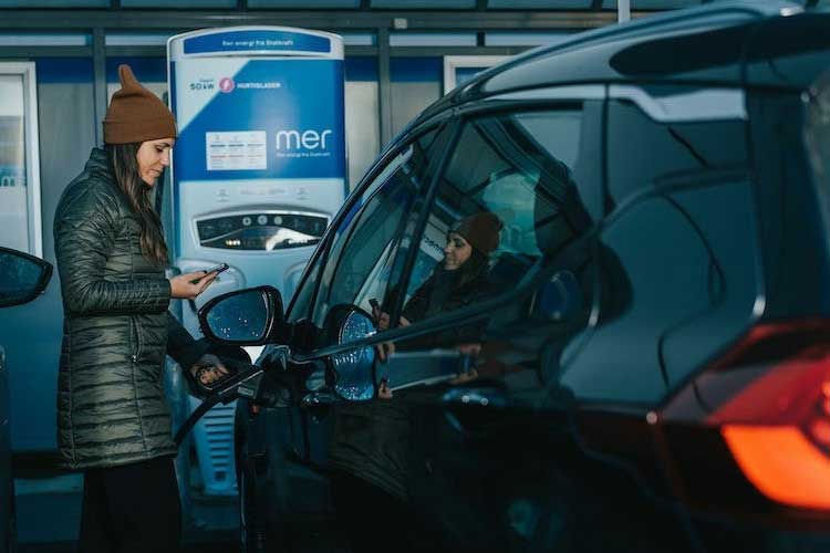 Knight Frank and Mer Install Charge Points for EV 