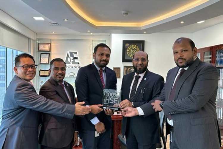 Adeeb Wins Best Contractor Award 