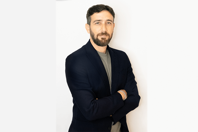 Creating Meaningful Content on Digital Elevator Screens 