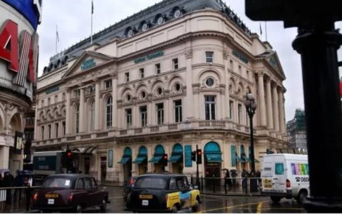 Mosque to Come Up in Central London 