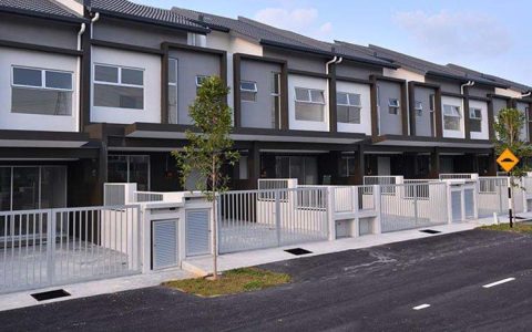 Pros and Cons of Strata Landed Properties