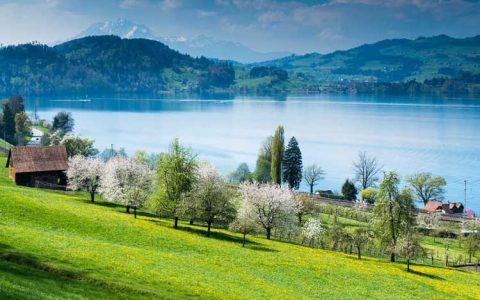 Siemens Opens Climate-Neutral Facility in Switzerland 