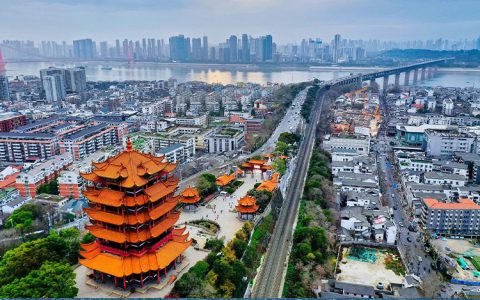 Slim Hope for Chinese Market in 2024