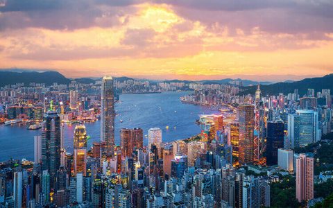 Hong Kong Home Prices Rise for First Time Since March