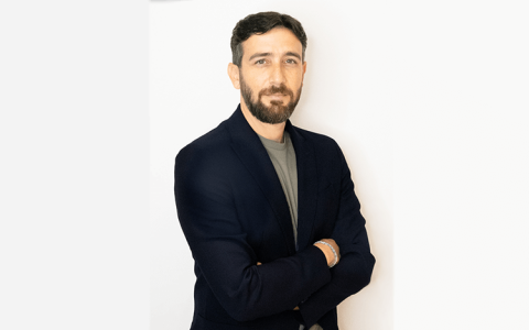 Creating Meaningful Content on Digital Elevator Screens 