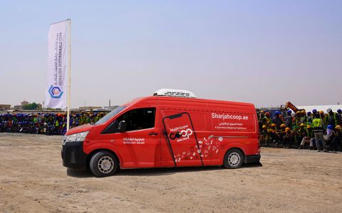 On-site Workers Get Summer Refreshments in Sharjah