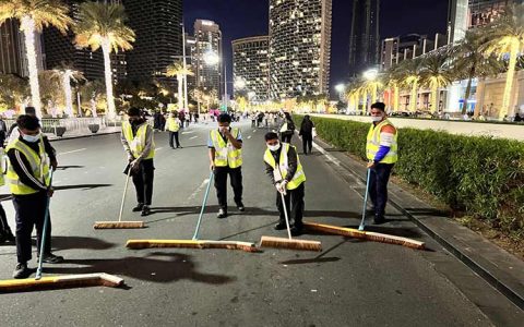 Emrill Cleans Downtown Dubai After New Year Celebrations For The Tenth Consecutive Year